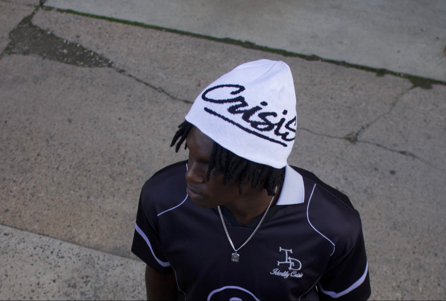 "Crisis" beanie (White)